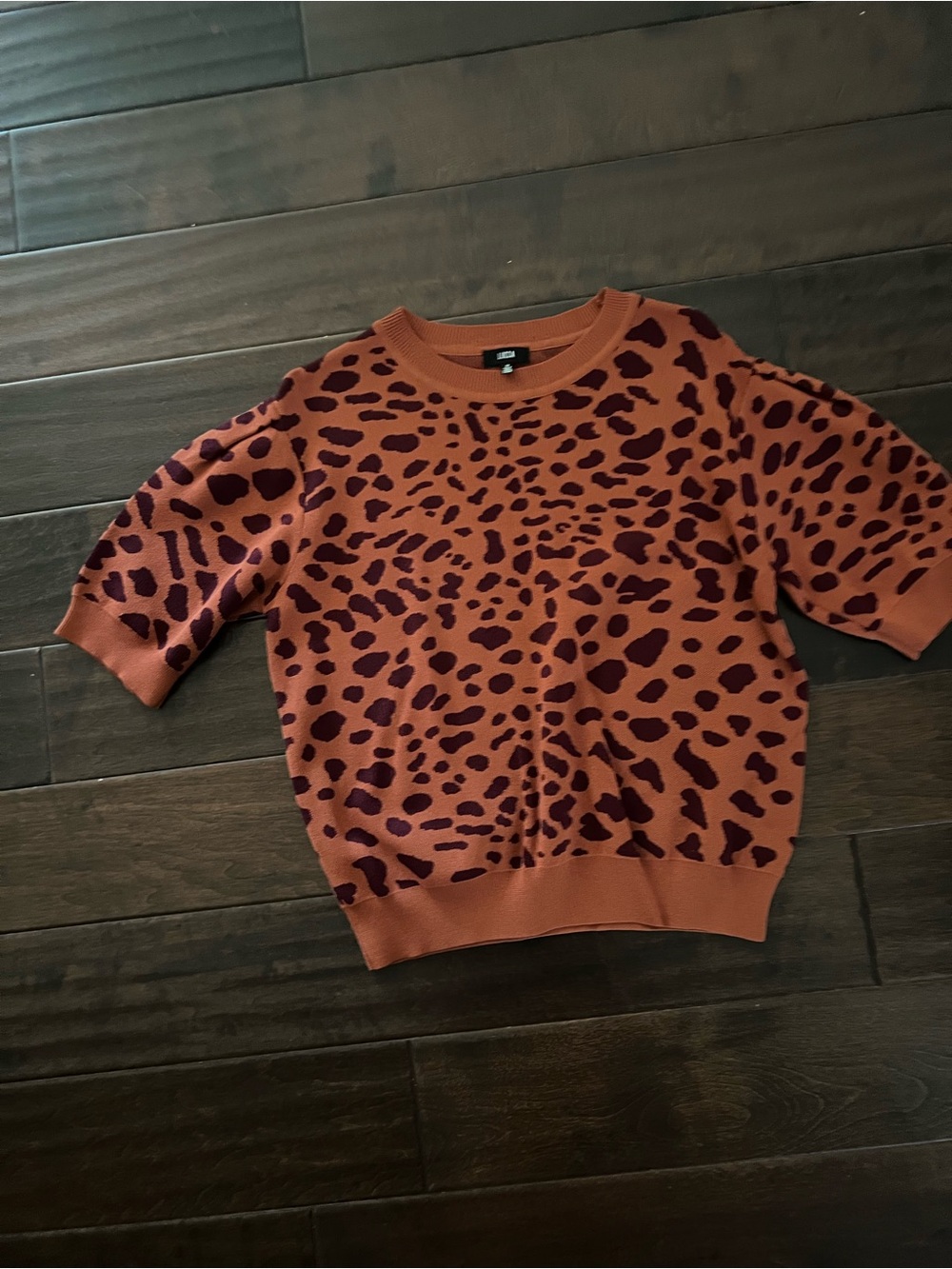 Rust Animal Print Short Sleeve Sweater